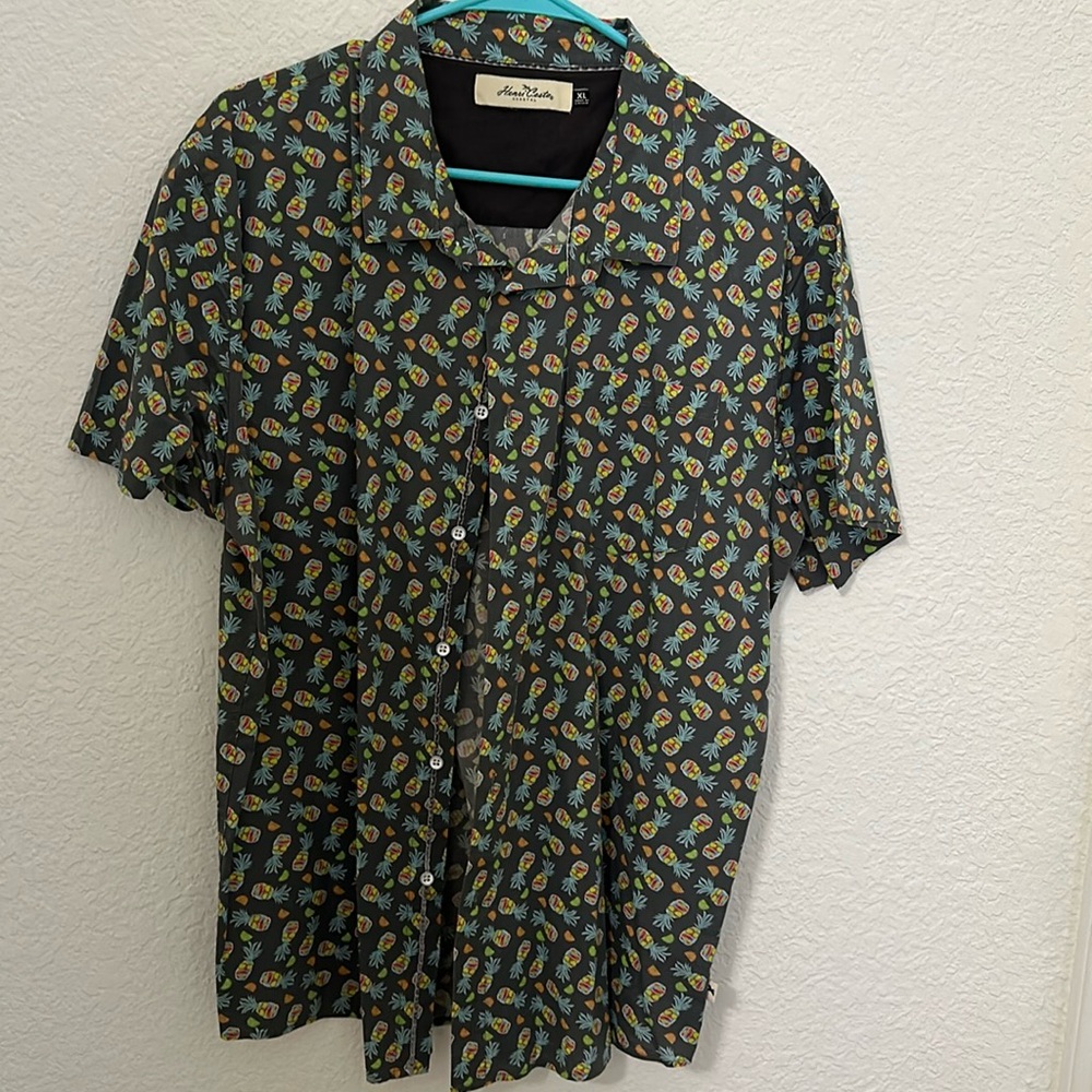 Men’s Henri Costa Coastal Button Up